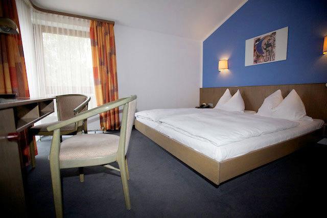 Astra Otel Ulm Dış mekan fotoğraf