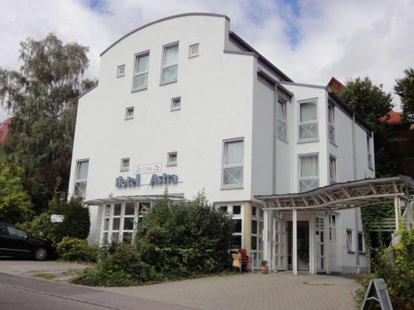 Astra Otel Ulm Dış mekan fotoğraf